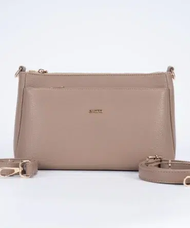 A shoulder bag for women that exudes an abundance of charm- beige